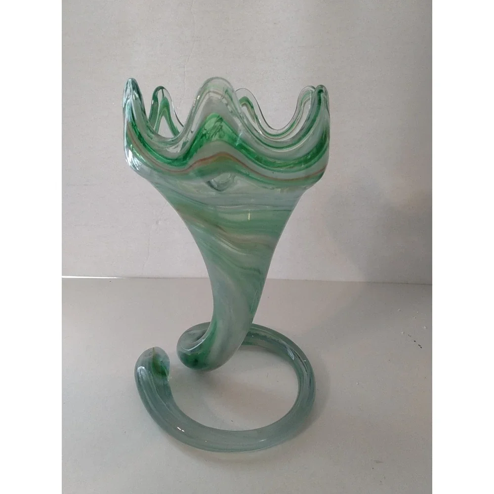 Slag Glass Stretch Ruffled Top Vase Green Swirl Art Glass Centerpiece 10